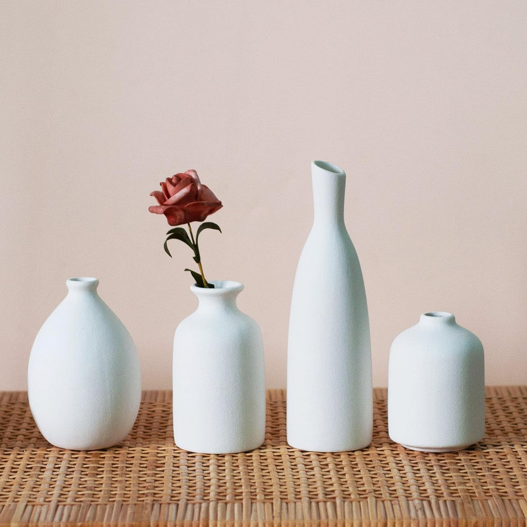 White Ceramic Vase Set of 4 (white)