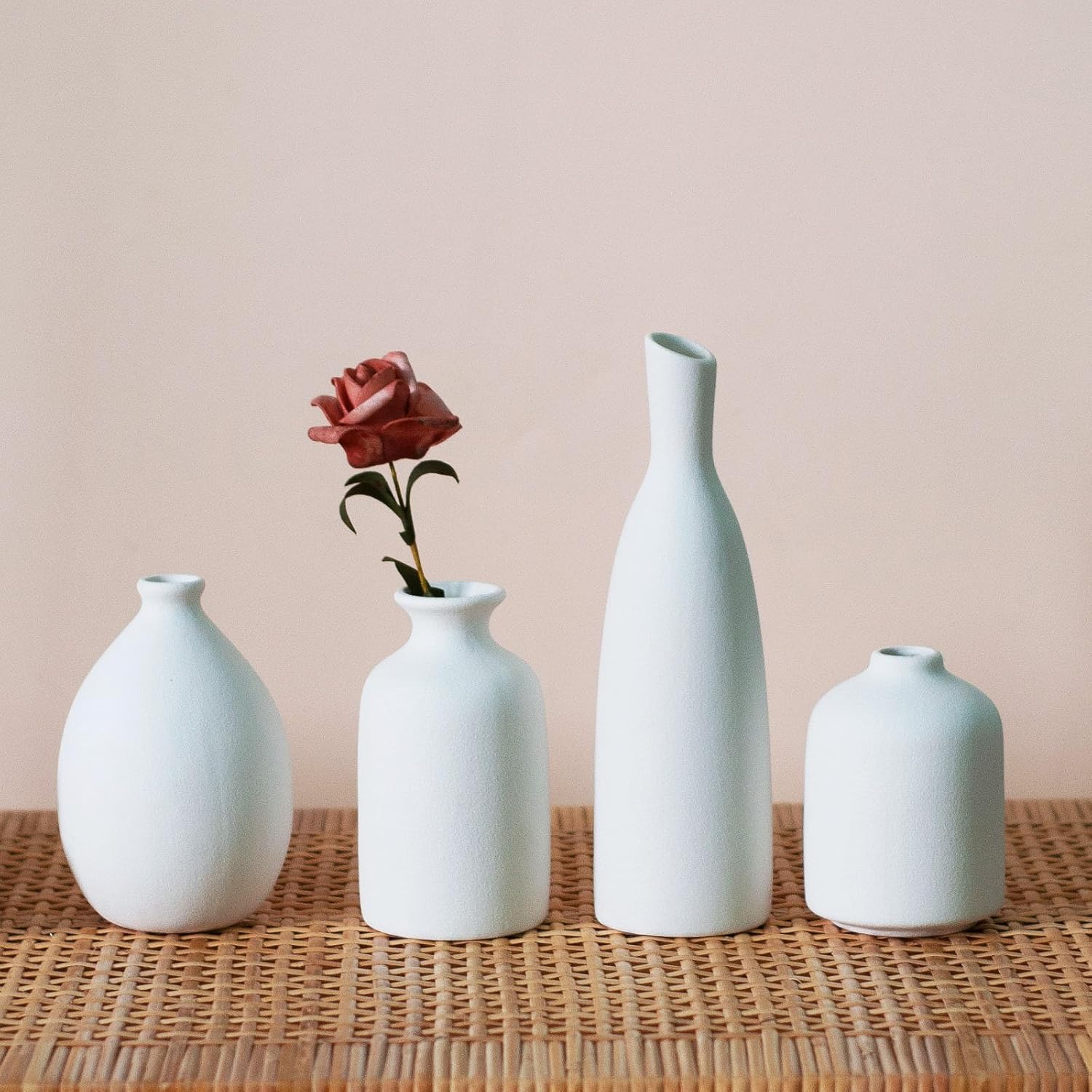 White Ceramic Vase Set of 4 (white)